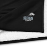 Southern Aloha Premium sherpa blanket - Image 9